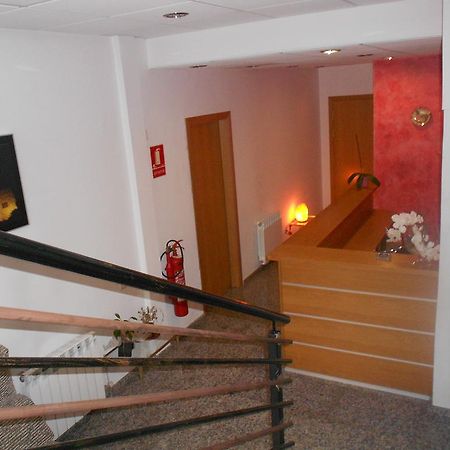 Hostal Ca La Irene Sant Vicens De Castellet Экстерьер фото